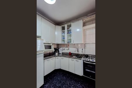 Apartamento à venda com 65m², 2 quartos e sem vagaCozinha