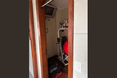 Apartamento para alugar com 200m², 3 quartos e 2 vagas Apartamento para alugar com 200m², 3 quartos e 2 vagasÁrea de serviço