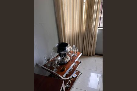 Apartamento para alugar com 200m², 3 quartos e 2 vagas Apartamento para alugar com 200m², 3 quartos e 2 vagasSala