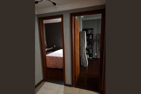 Quarto de apartamento para alugar com 3 quartos, 200m² em Buritis, Belo Horizonte