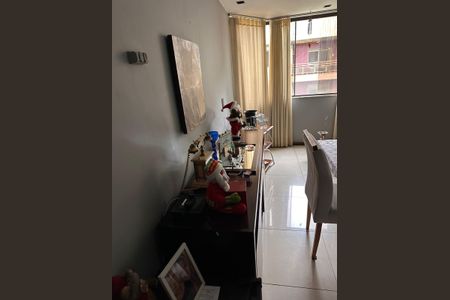 Apartamento para alugar com 200m², 3 quartos e 2 vagas Apartamento para alugar com 200m², 3 quartos e 2 vagasSala
