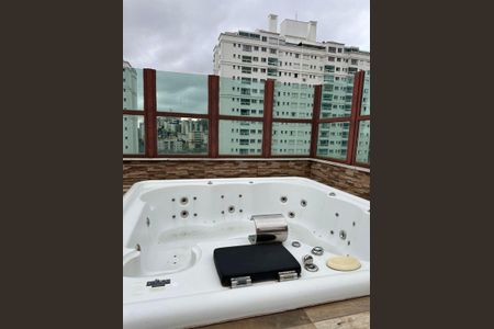 Apartamento para alugar com 200m², 3 quartos e 2 vagas Apartamento para alugar com 200m², 3 quartos e 2 vagasÁrea externa