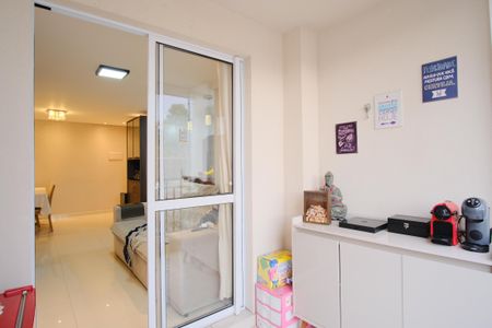 Apartamento à venda com 68m², 2 quartos e 1 vagaVaranda