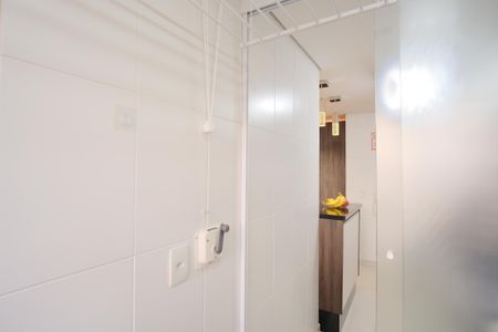 Apartamento à venda com 68m², 2 quartos e 1 vagaÁrea de Serviço