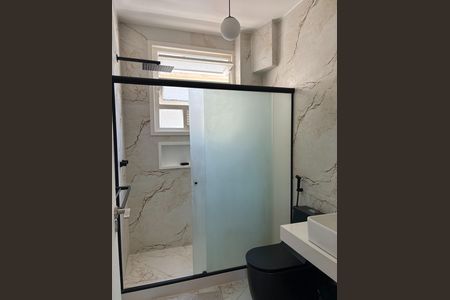 Apartamento à venda com 107m², 3 quartos e sem vagaBanheiro 2