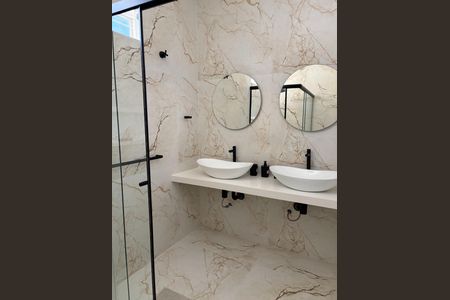 Banheiro de apartamento à venda com 3 quartos, 107m² em Copacabana, Rio de Janeiro