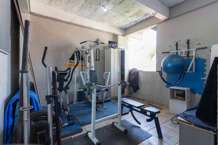 Casa de condomínio à venda com 54m², 2 quartos e 2 vagas Casa de condomínio à venda com 54m², 2 quartos e 2 vagasÁrea comum - Academia