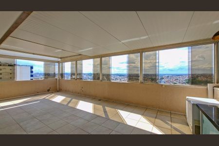 Apartamento à venda com 173m², 4 quartos e 4 vagas Apartamento à venda com 173m², 4 quartos e 4 vagasCobertura