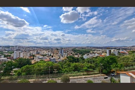 Apartamento à venda com 173m², 4 quartos e 4 vagas Apartamento à venda com 173m², 4 quartos e 4 vagasQuarto 3