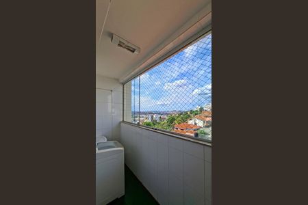 Apartamento à venda com 173m², 4 quartos e 4 vagas Apartamento à venda com 173m², 4 quartos e 4 vagasÁrea de Serviço