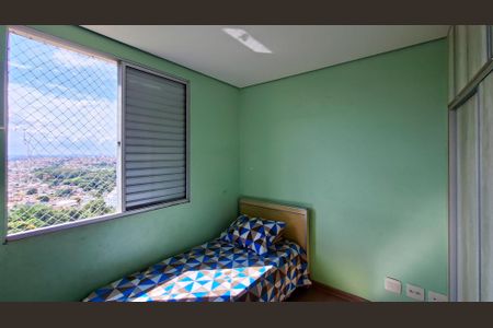 Apartamento à venda com 173m², 4 quartos e 4 vagas Apartamento à venda com 173m², 4 quartos e 4 vagasQuarto 3