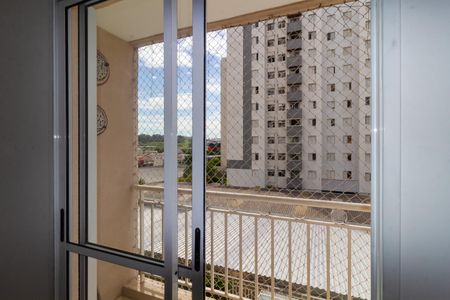 Sacada de apartamento à venda com 3 quartos, 67m² em Vila Antonieta, São Paulo