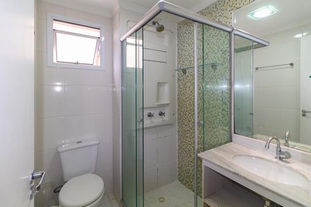 Apartamento para alugar com 67m², 3 quartos e 1 vaga Apartamento para alugar com 67m², 3 quartos e 1 vagaBanheiro da Suíte