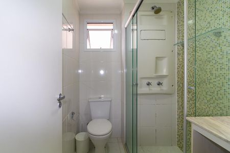 Apartamento para alugar com 67m², 3 quartos e 1 vaga Apartamento para alugar com 67m², 3 quartos e 1 vagaBanheiro da Suíte