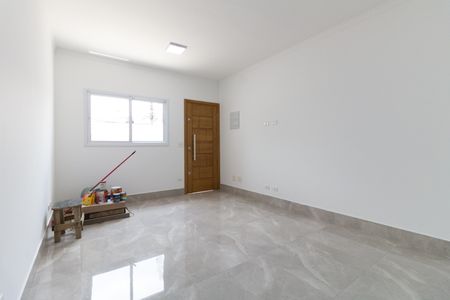 Casa para alugar com 84m², 2 quartos e 1 vagaSala