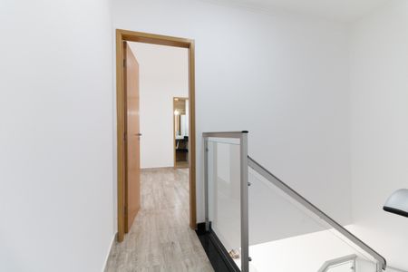 Casa para alugar com 84m², 2 quartos e 1 vaga Casa para alugar com 84m², 2 quartos e 1 vagaCorredor