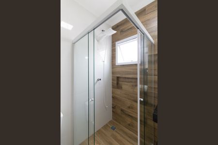 Casa para alugar com 84m², 2 quartos e 1 vaga Casa para alugar com 84m², 2 quartos e 1 vagaBanheiro da Suíte 1