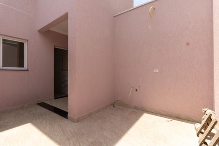 Casa para alugar com 84m², 2 quartos e 1 vaga Casa para alugar com 84m², 2 quartos e 1 vagaQuintal