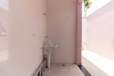 Casa para alugar com 84m², 2 quartos e 1 vaga Casa para alugar com 84m², 2 quartos e 1 vagaLavanderia