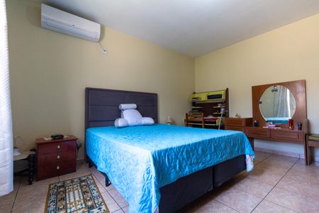 Quarto 1 de casa à venda com 2 quartos, 110m² em Vila Guilhermina, São Paulo