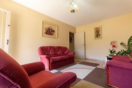 Casa à venda com 110m², 2 quartos e 3 vagasSala