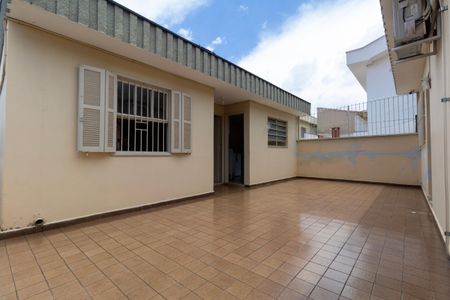 Casa à venda com 110m², 2 quartos e 3 vagasQuintal