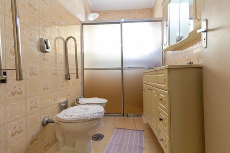 Casa à venda com 110m², 2 quartos e 3 vagasBanheiro 1