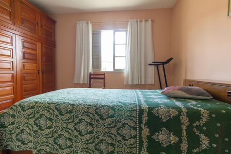 Casa à venda com 110m², 2 quartos e 3 vagasQuarto 2