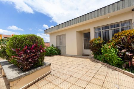 Casa à venda com 110m², 2 quartos e 3 vagasQuintal