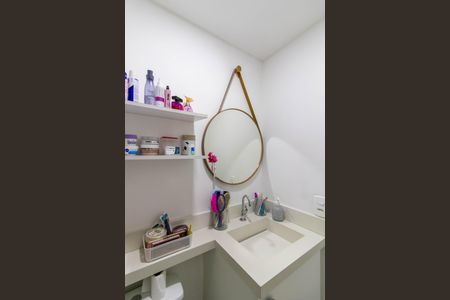 Apartamento à venda com 47m², 2 quartos e 1 vaga Apartamento à venda com 47m², 2 quartos e 1 vagaBanheiro