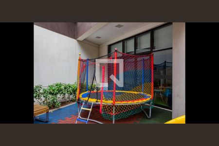 Apartamento à venda com 230m², 4 quartos e 4 vagasÁrea comum - Playground