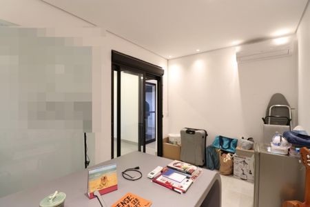 Apartamento à venda com 230m², 4 quartos e 4 vagasEscritório