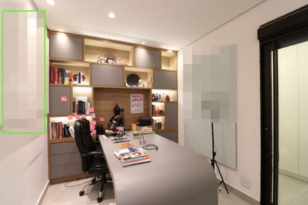 Apartamento à venda com 230m², 4 quartos e 4 vagasEscritório