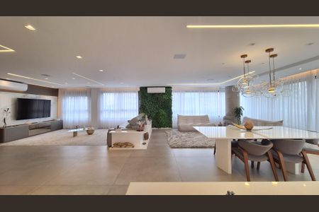 Apartamento à venda com 230m², 4 quartos e 4 vagasSala