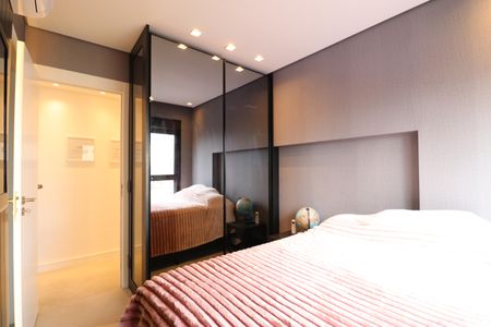 Apartamento à venda com 230m², 4 quartos e 4 vagasSuíte 1