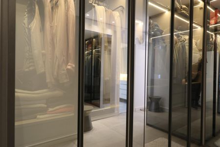 Apartamento à venda com 230m², 4 quartos e 4 vagasCloset