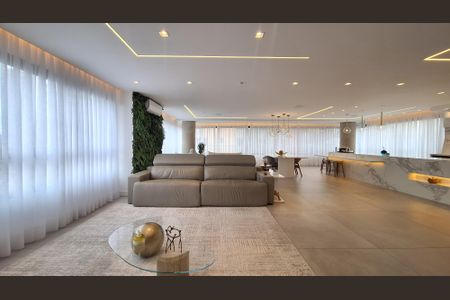 Apartamento à venda com 230m², 4 quartos e 4 vagasSala