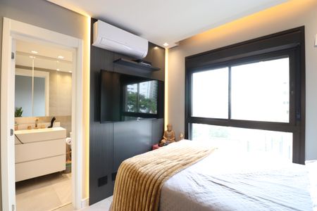 Apartamento à venda com 230m², 4 quartos e 4 vagasSuíte 2