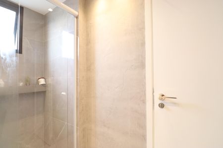 Apartamento à venda com 230m², 4 quartos e 4 vagasBanheiro da Suíte 2