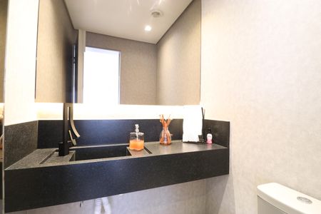 Apartamento à venda com 230m², 4 quartos e 4 vagasLavabo