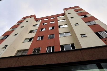 Apartamento à venda com 59m², 2 quartos e 2 vagasFachada