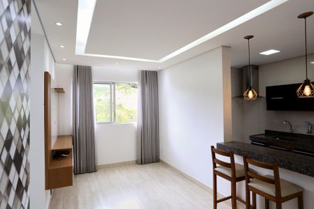 Sala de apartamento à venda com 2 quartos, 59m² em Palmares, Belo Horizonte