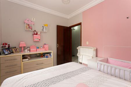 Casa à venda com 138m², 3 quartos e 4 vagasQuarto 2