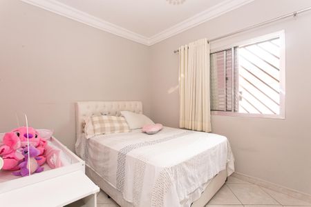 Casa à venda com 138m², 3 quartos e 4 vagasQuarto 2