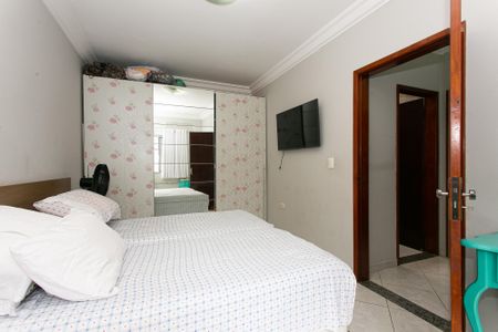 Casa à venda com 138m², 3 quartos e 4 vagasQuarto 1