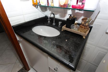 Casa à venda com 138m², 3 quartos e 4 vagasBanheiro Social