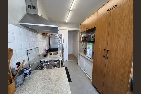 Apartamento à venda com 57m², 2 quartos e 1 vagaCozinha