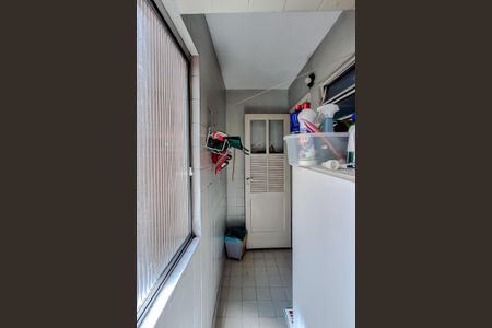 Apartamento para alugar com 55m², 2 quartos e 1 vagaÁrea de Serviço