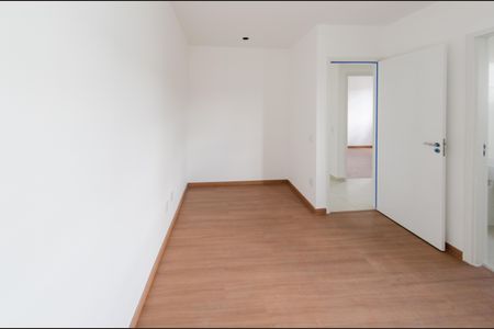 Apartamento à venda com 80m², 2 quartos e 2 vagasSuíte