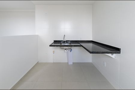 Cozinha de apartamento à venda com 2 quartos, 80m² em Nova Suíça, Belo Horizonte